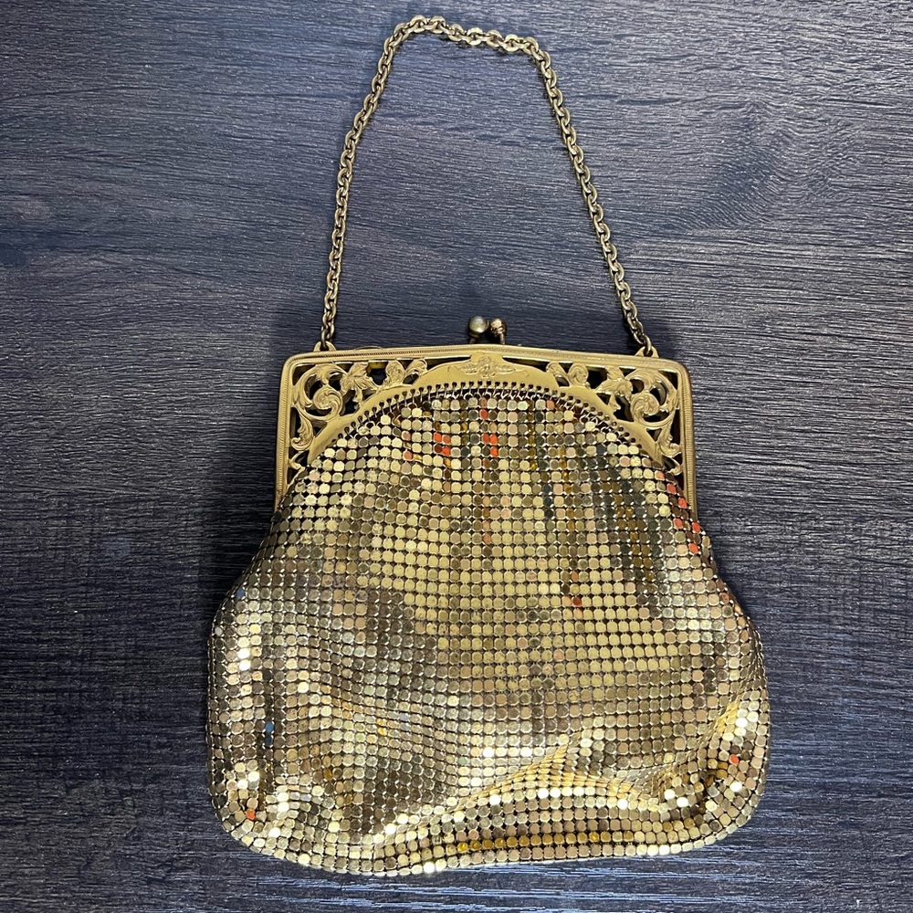 Vintage 1940's Whiting & Davis Gold Metal Mesh Evening Purse